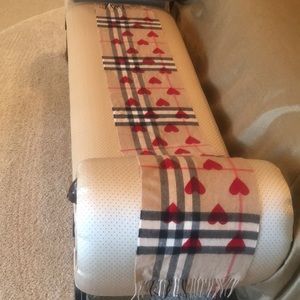 Authentic Burberry Heart Cashmere Scarf